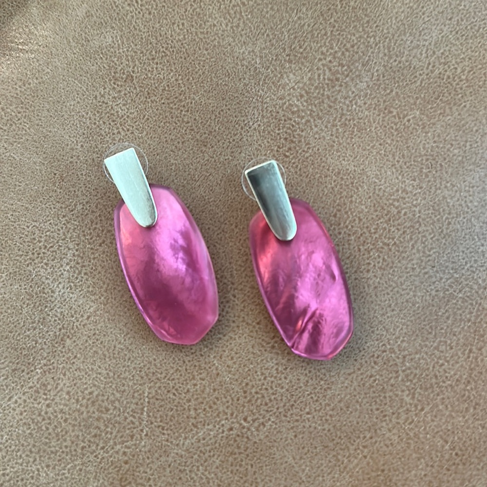 Kendra Scott Maroon and Gold Statement Earrings!